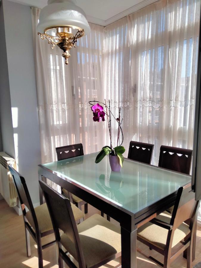 Gran Familia Apartment ซานตานเดร์ ภายนอก รูปภาพ