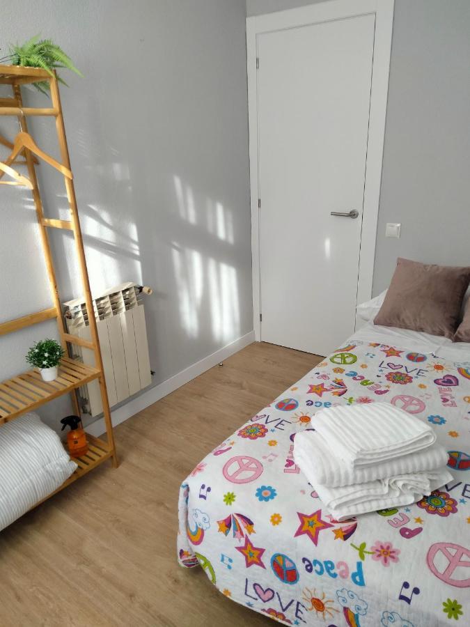 Gran Familia Apartment ซานตานเดร์ ภายนอก รูปภาพ