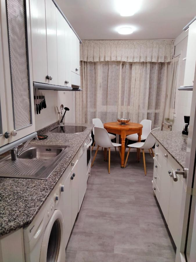 Gran Familia Apartment ซานตานเดร์ ภายนอก รูปภาพ