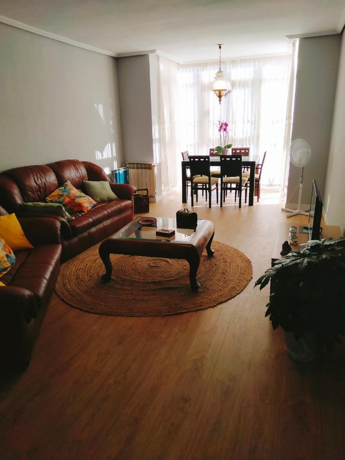 Gran Familia Apartment ซานตานเดร์ ภายนอก รูปภาพ